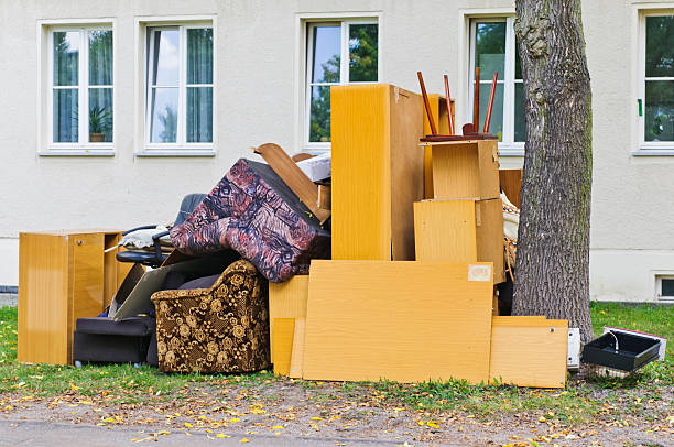 Best Mattress Removal Service  in Iuka, MS